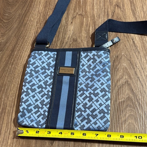 Tommy Hilfiger Crossbody Bag Purse Blue Navy Blue - Picture 3 of 5